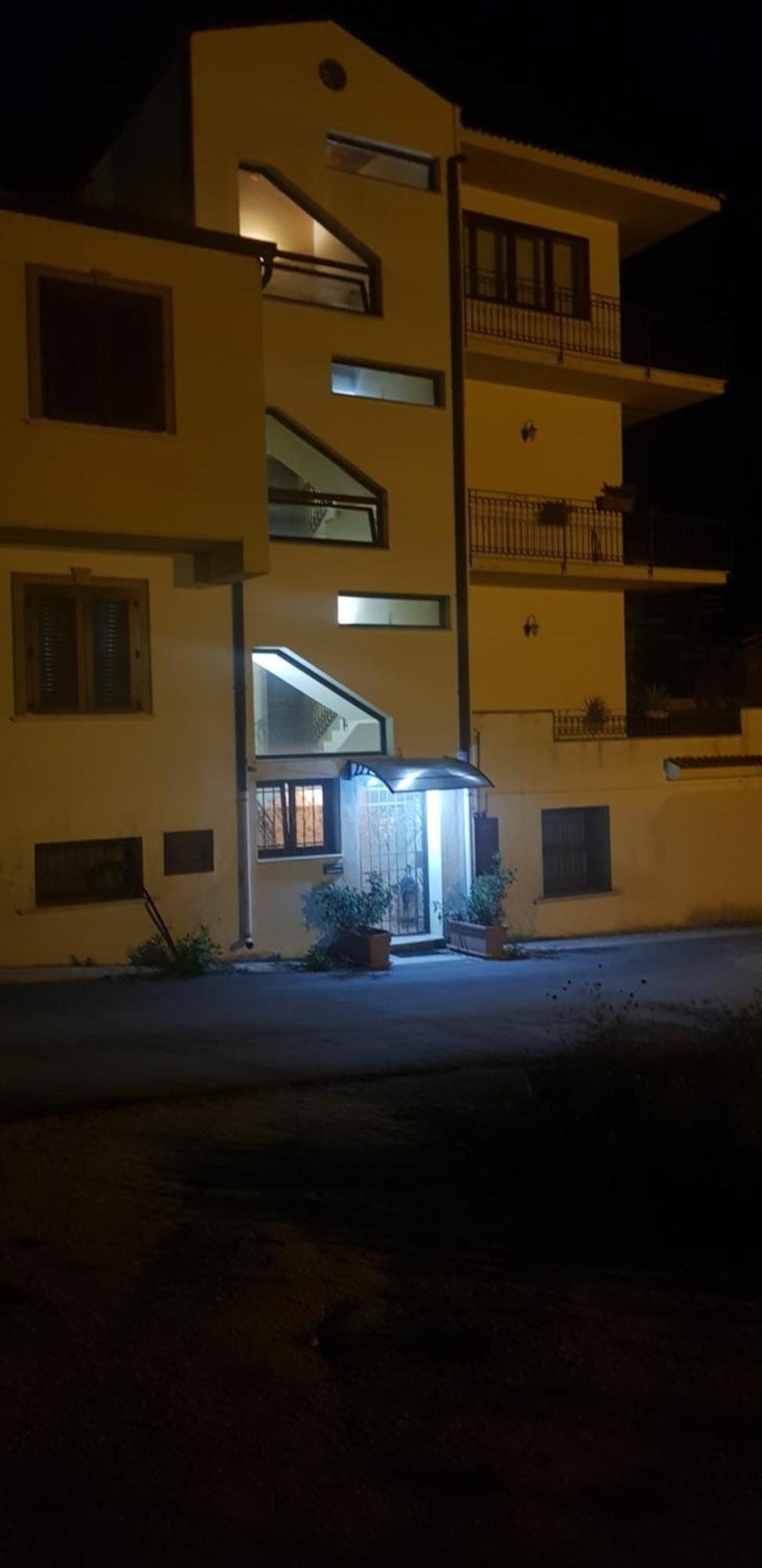 La Casa Di Enza Daire Santa Margherita di Belice Dış mekan fotoğraf
